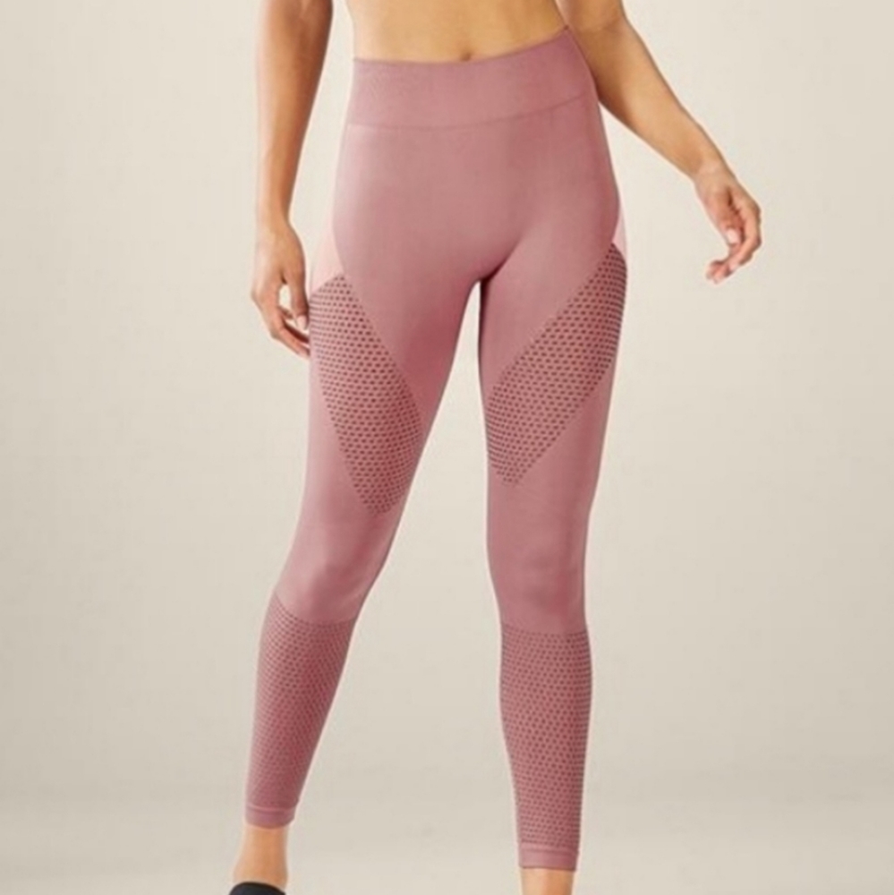 Demi Lovato Fabletics